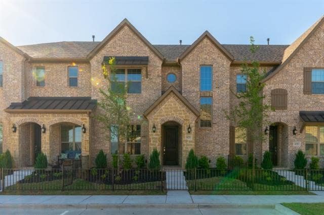 Building Photo - 6174 Rainbow Valley Pl