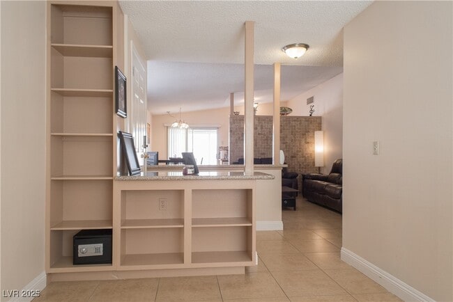 Foto del edificio - 7250 Hardtack Cir