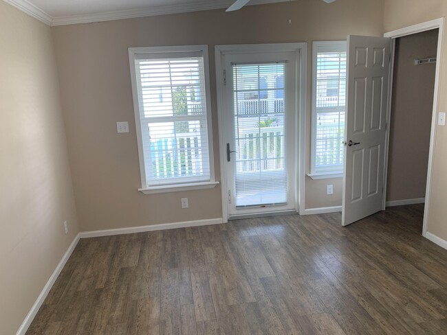 Building Photo - 28549 Channel View Dr