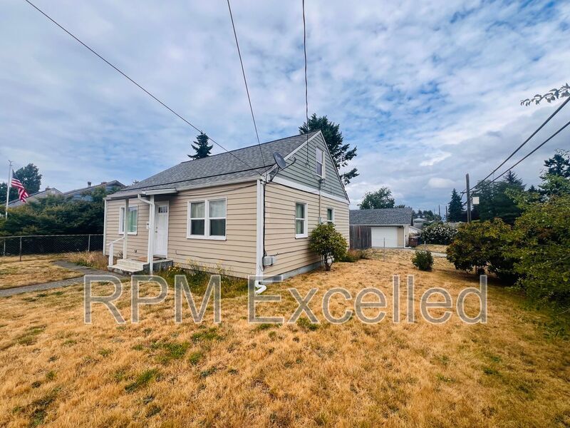 Foto principal - 841 S MacArthur St