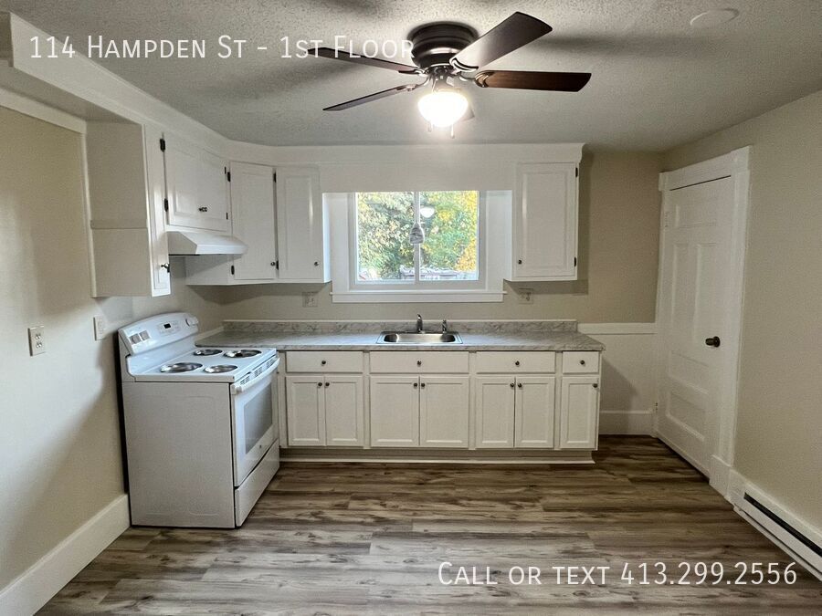 Primary Photo - Beautifully Renovated 2 Bedroom Unit In Ch...