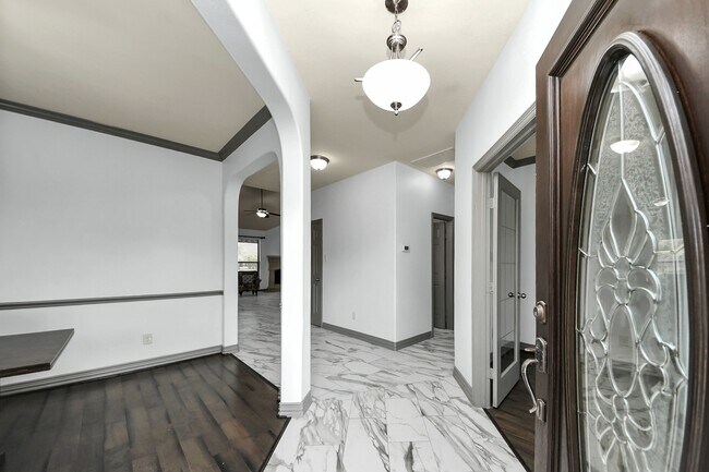 Foto del edificio - 4410 Lodge Vine Ct