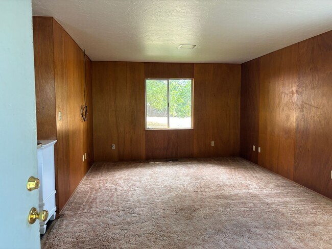 Foto del edificio - Country Environment in Town