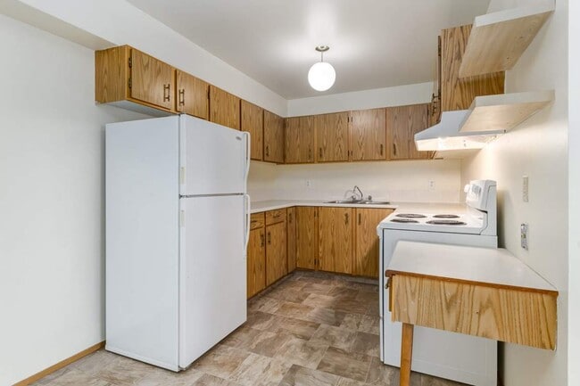 Building Photo - Huntington Townhomes