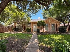 Building Photo - 1613 Mullins Dr