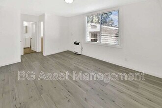 Building Photo - 2039 MacArthur Blvd