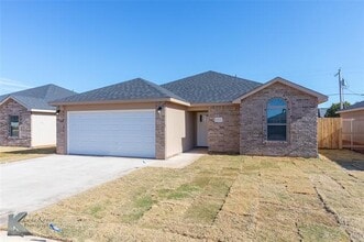 Building Photo - 1935 Trigger Happy Tr