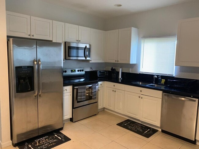 Foto del edificio - 3005 NW 30th Ave