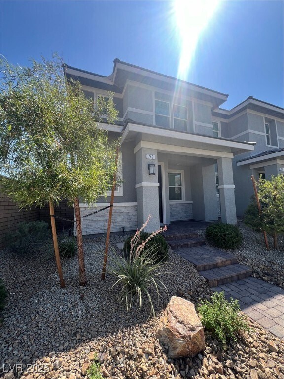 Foto del edificio - 742 Cottonwood Hl Pl
