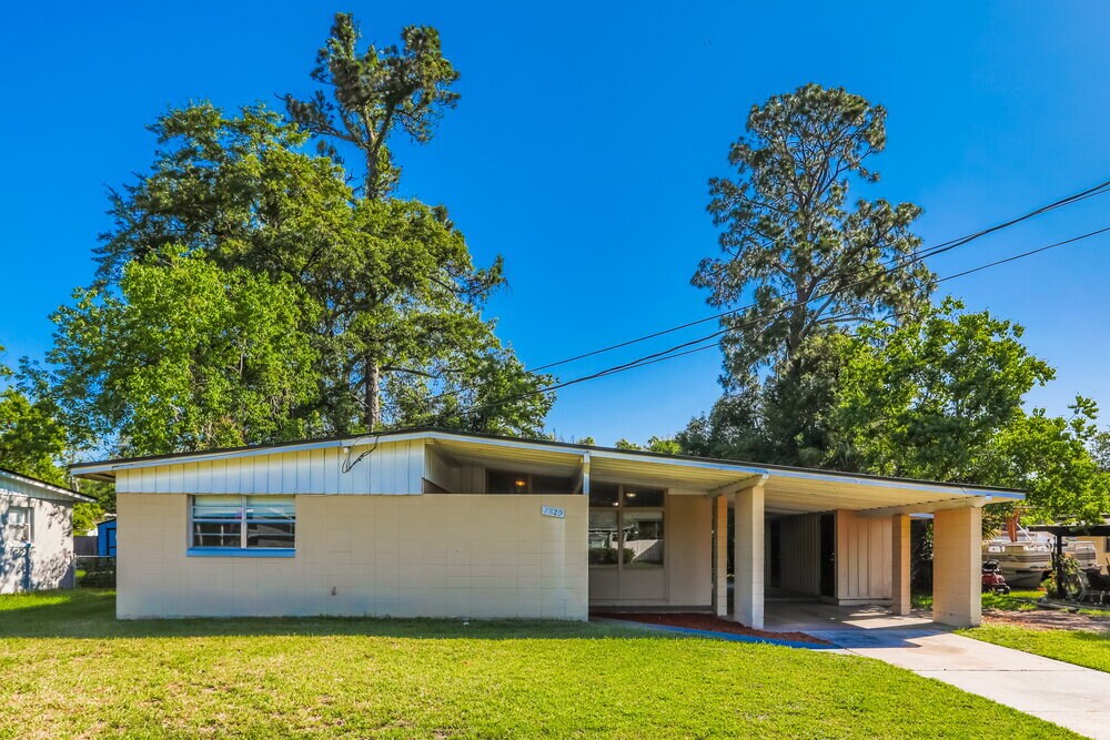 Foto principal - 7829 Dubois Dr