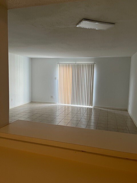 Foto del edificio - 6201 Ranchester Dr
