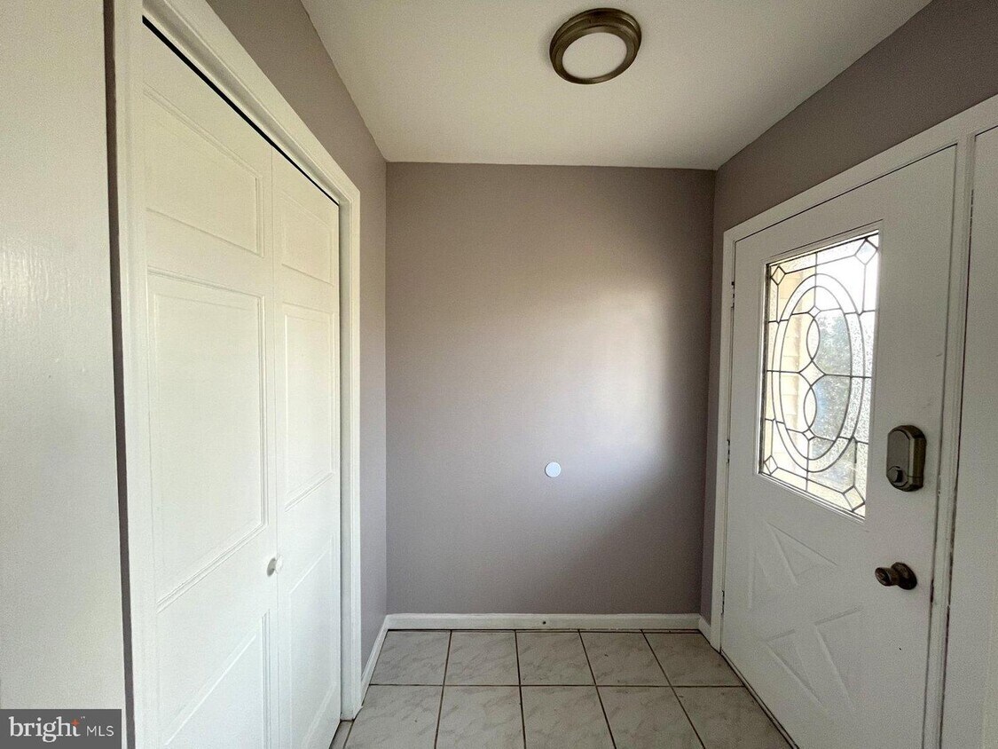 10 Maiese Ave, Winslow, NJ 08089 House for Rent in Winslow, NJ