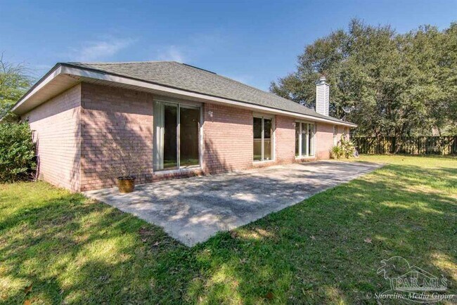 Building Photo - 1636 Woodlawn Way