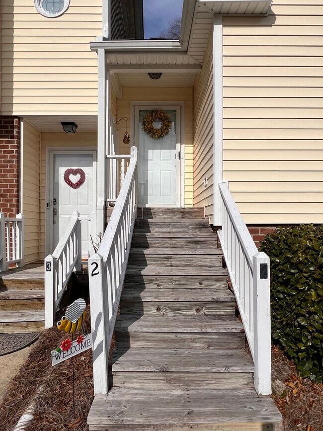 Foto del edificio - 2502 St Christopher Cir SW