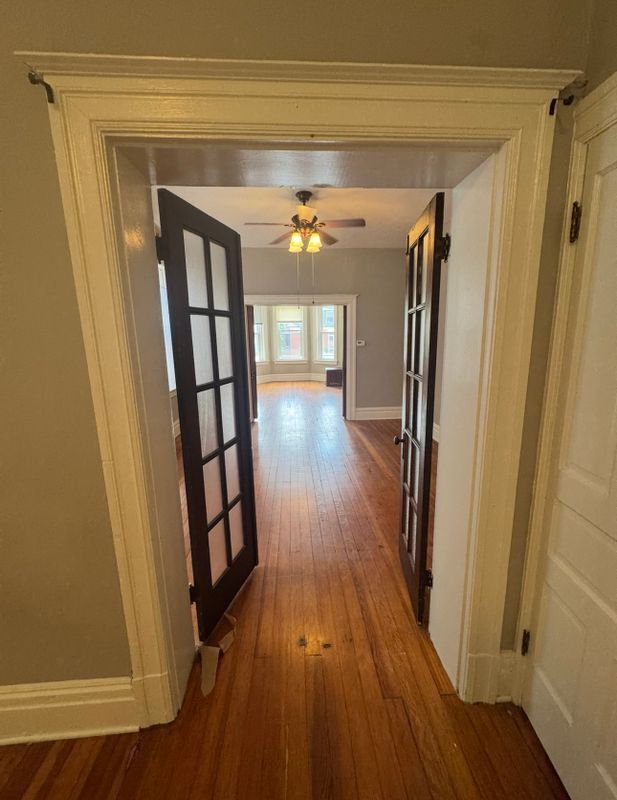 Foto del edificio - 3449 Crittenden St