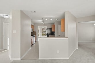 Building Photo - 20410 Fall Foliage Dr