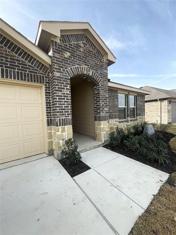 Foto del edificio - 5561 Rollins Dr