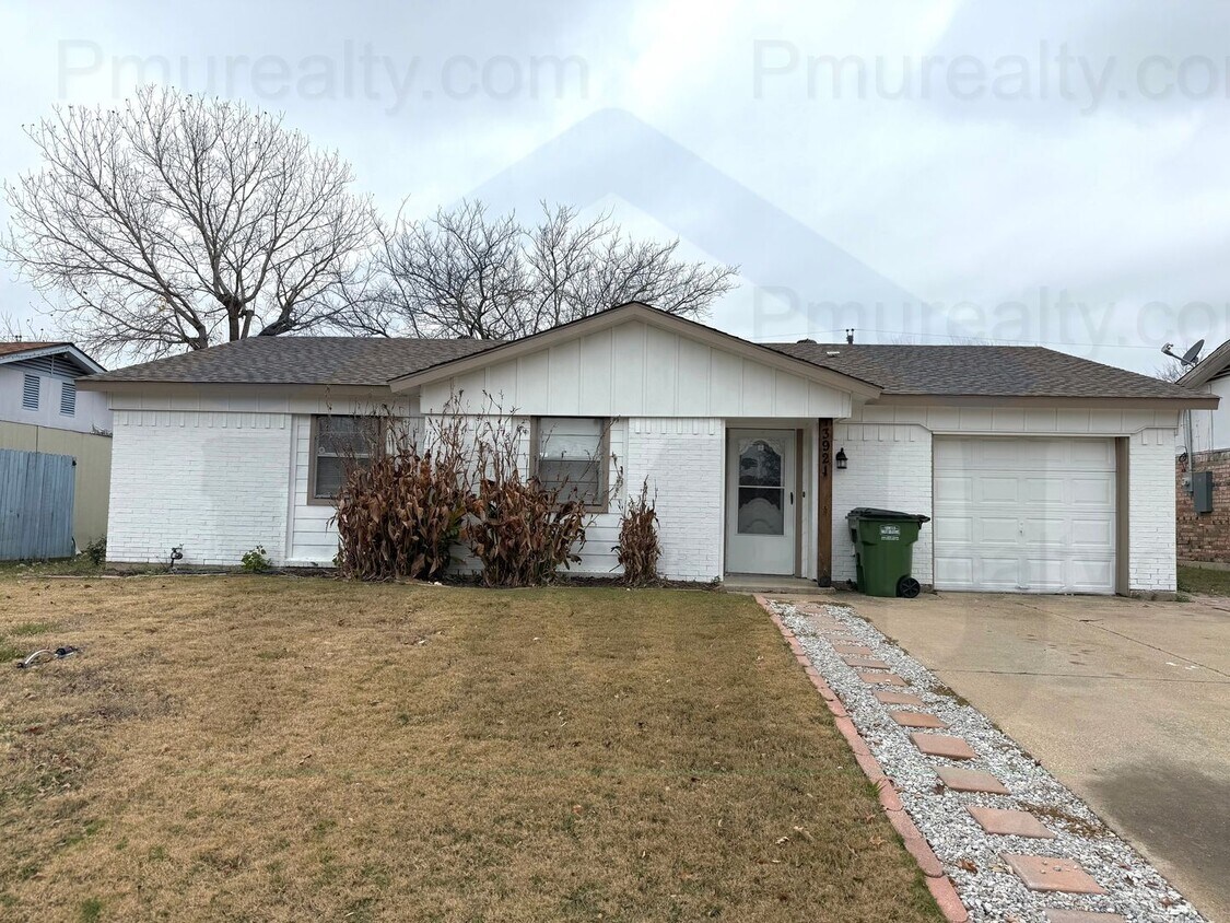 AVAILABLE NOW!!! Comfortable 4 br, 1.5 ba house for rent in Balch Springs - AVAILABLE NOW!!! Comfortable 4 br, 1.5 ba house for rent in Balch Springs