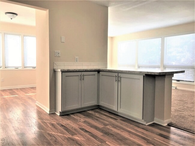 Building Photo - 5257 Irish Ln