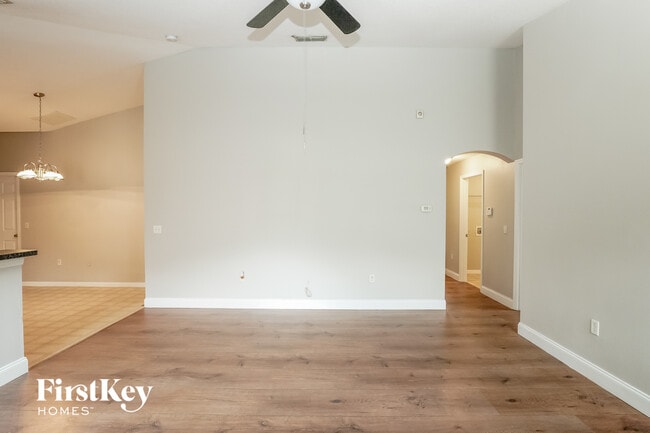 Building Photo - 3470 Heath Dr