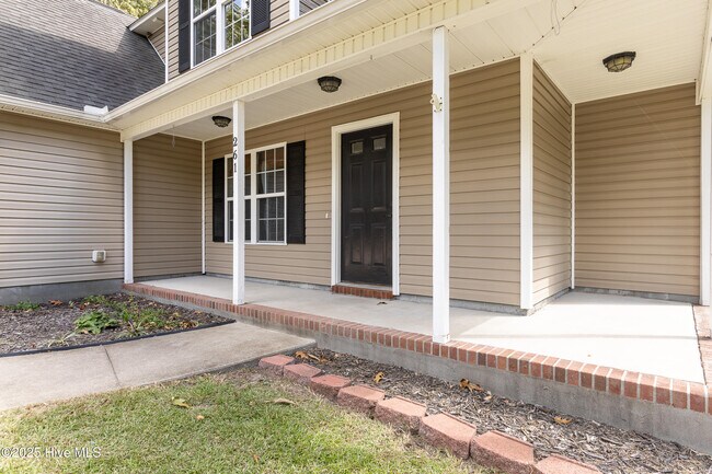 Foto del edificio - 261 Wagonwheel Ln