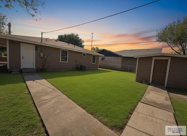 Foto del edificio - 513 E Monroe Ave