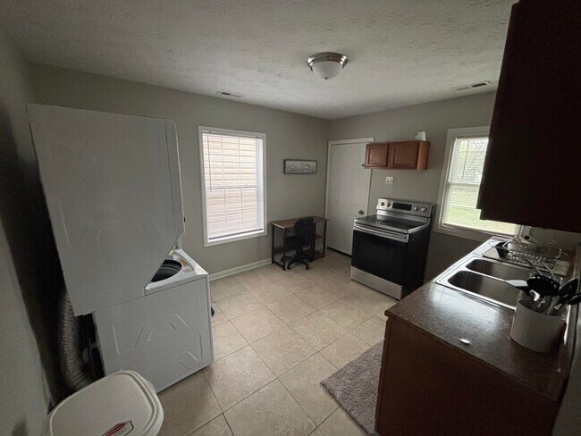 Foto del edificio - 723 Jackson St