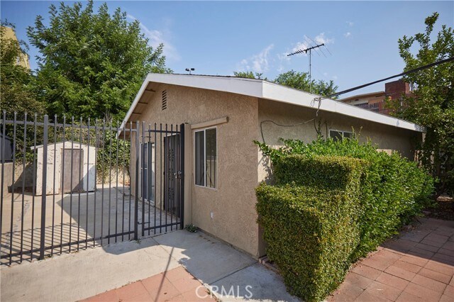 Foto del edificio - 224 Crandall St