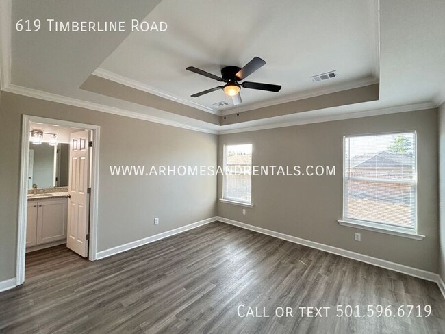 Foto del edificio - 619 Timberline Rd