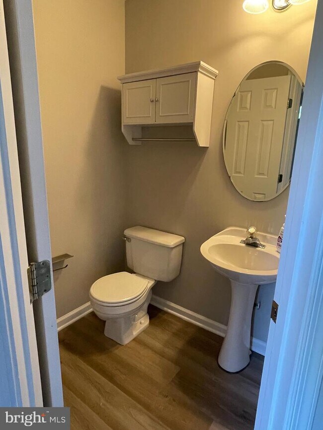 8819 Castlebury Ct, Laurel, MD 20723 Townhome Rentals in Laurel MD