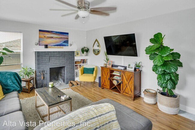 Building Photo - 2 br, 1 bath House - 4546 Brighton Ave.