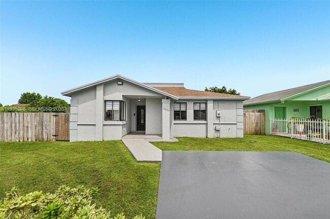 Photo - 12237 SW 193rd St House