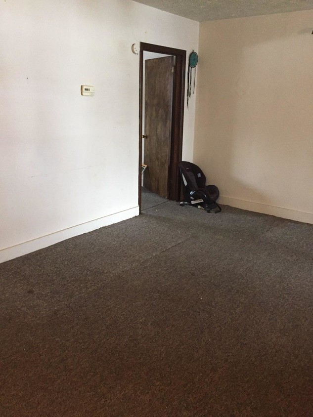 Primary Photo - 115 Maple Ave