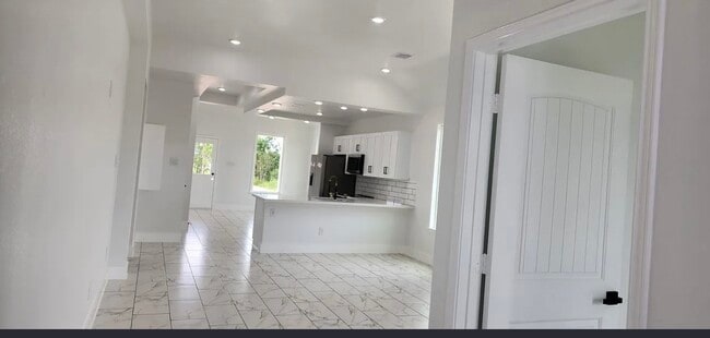 Building Photo - 194 Rd 5506