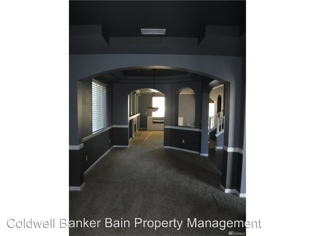 Building Photo - 19106 25th Ave E