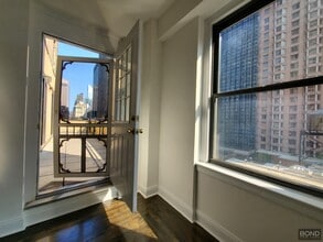 Building Photo - 145 W 55th St
