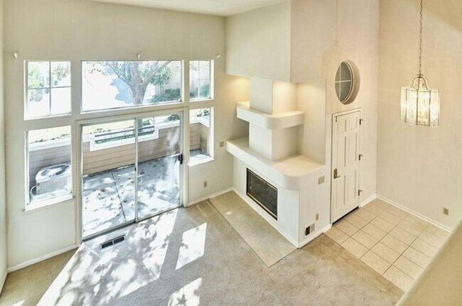 Building Photo - Discover Your Perfect Home in North San Jo...