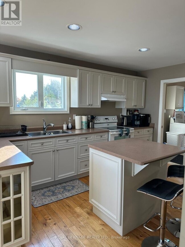 Building Photo - 3911 Menoke Beach Rd