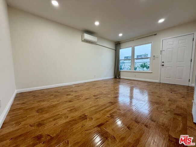 Foto del edificio - 2027 Euclid St