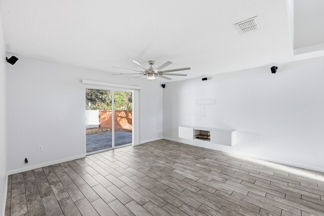 Photo - 11479 Brown Quail Ct House