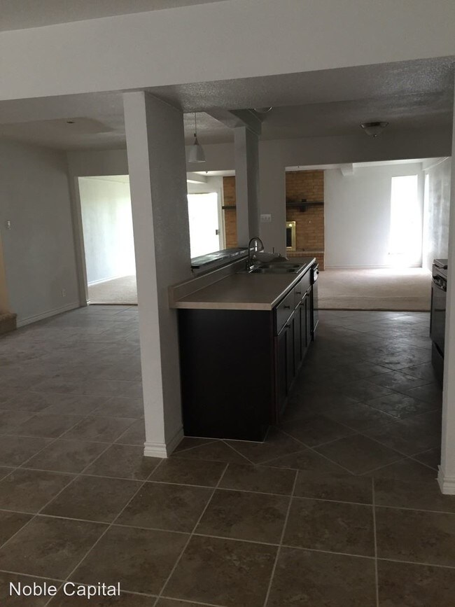 Foto del edificio - 4 br, 2 bath House - 810 Cobble