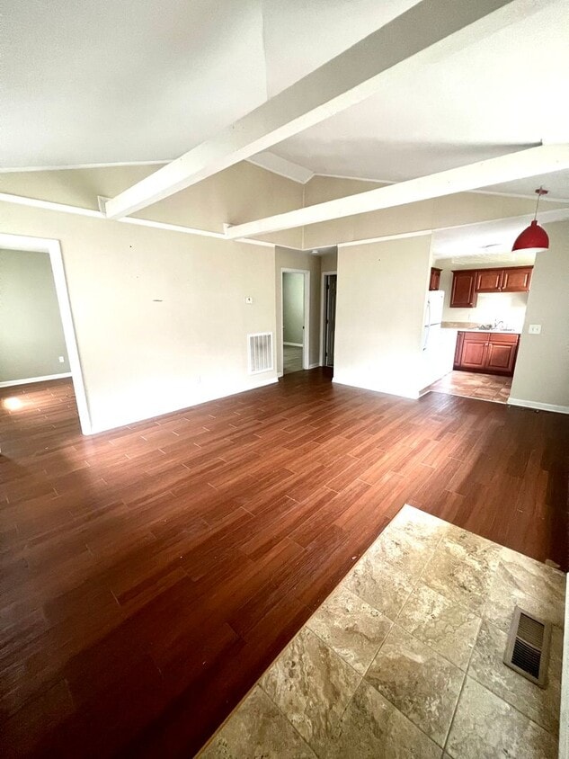 2 Bedroom 1 Bath Culdesac Duplex in Inglewood for Rent. It’s great! - 2 Bedroom 1 Bath Culdesac Duplex in Inglewood for Rent. It’s great!