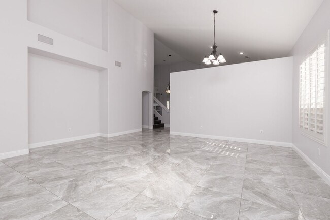 Building Photo - Remodeled home with pool and spa located i...