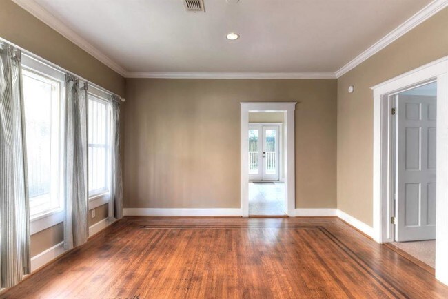 Foto del edificio - 1211 Willard St