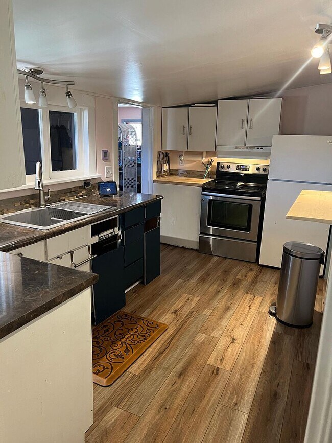 Foto del edificio - 309 7th Ave NW