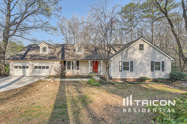 Building Photo - 1366 Oleander Dr SW