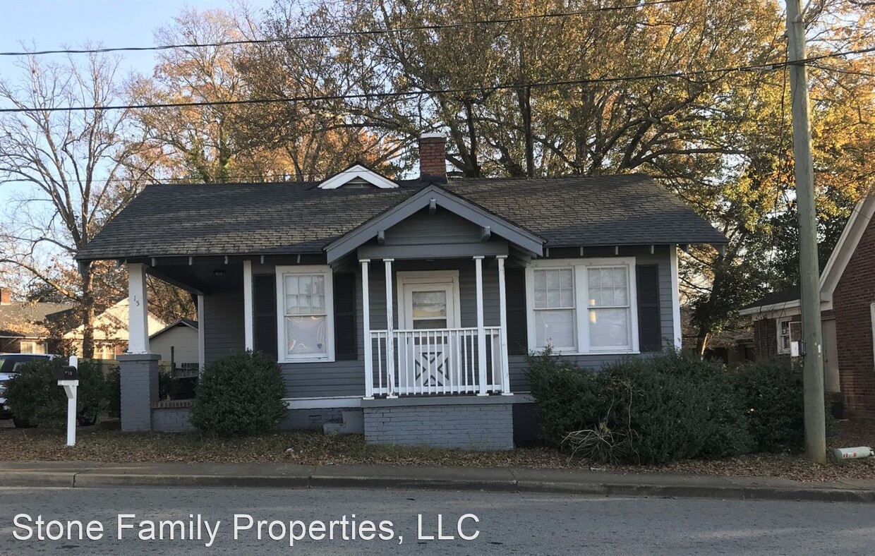 Primary Photo - 2 br, 1 bath House - 15 Easley Bridge Road