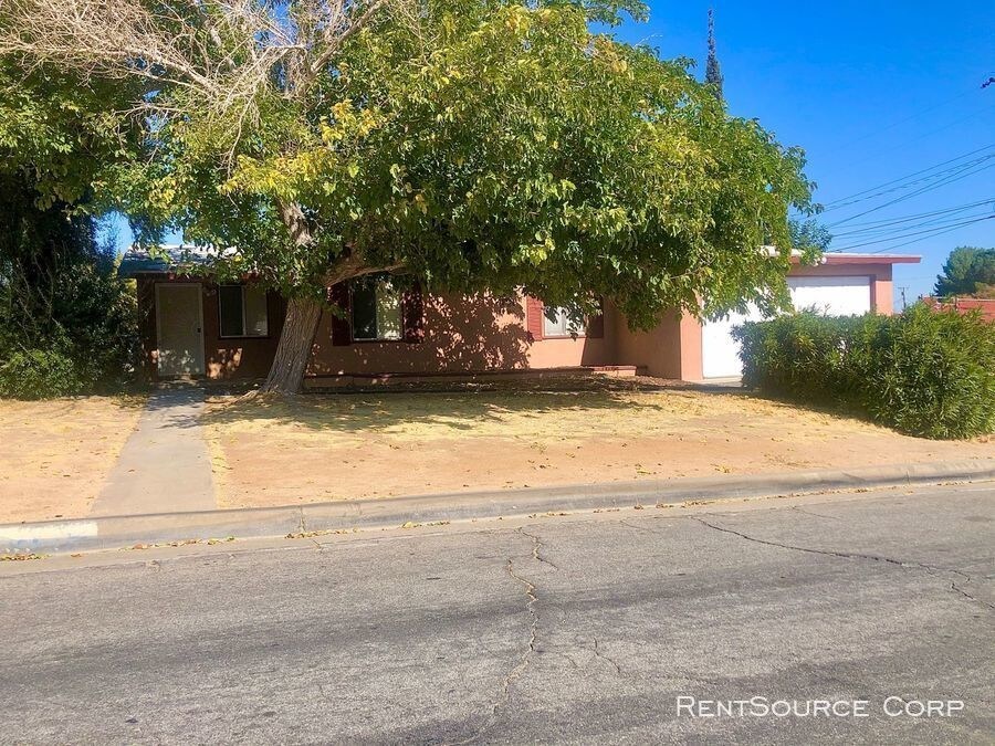 Primary Photo - 38802 Juniper Tree Rd