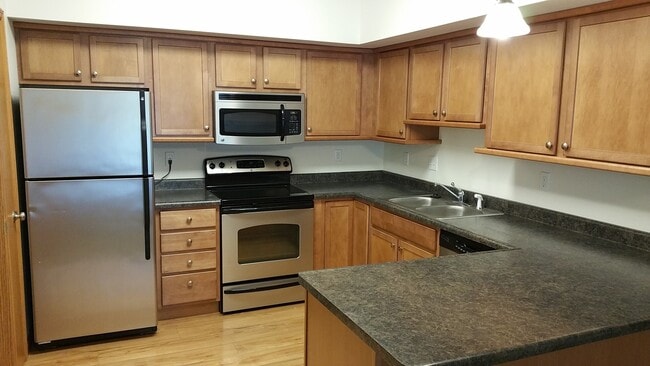 Building Photo - 2 bedroom, 2 bath condo in North Liberty