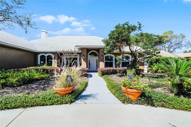 Building Photo - 8905 S Bay Dr